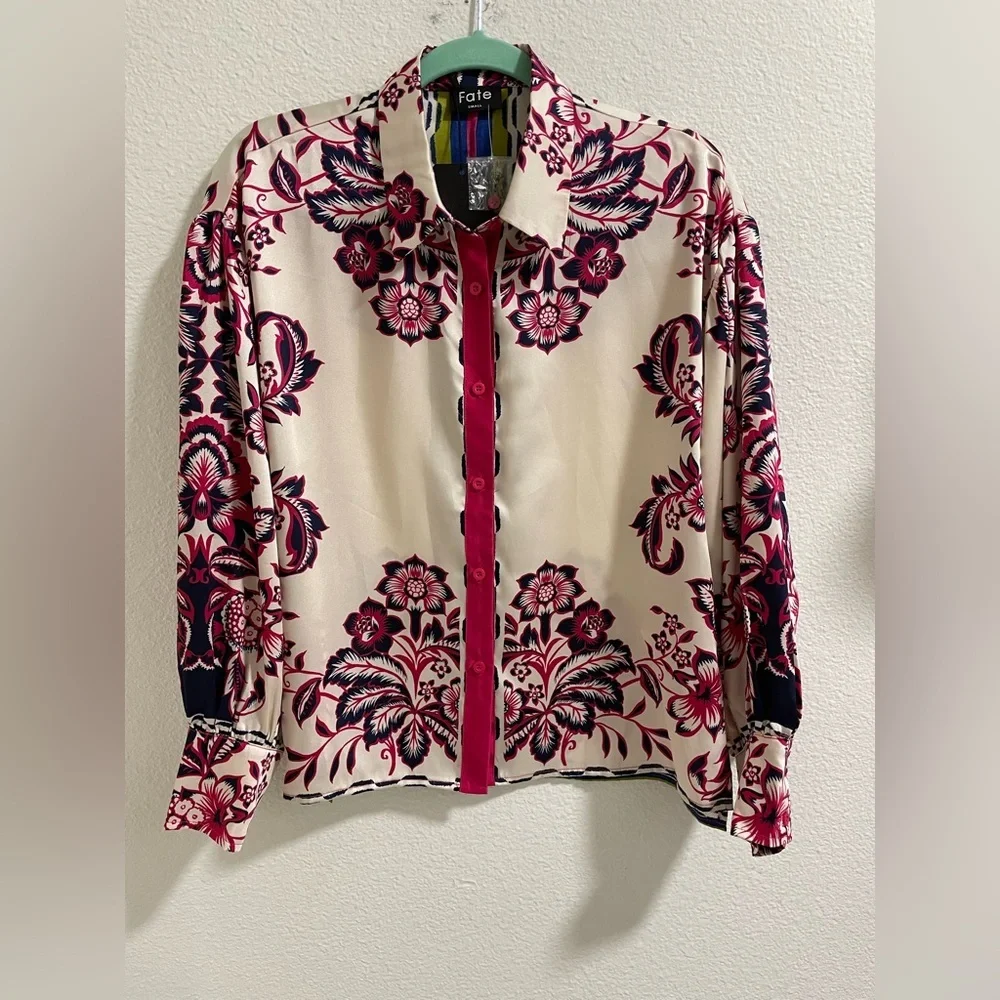 Fate chic blouse
